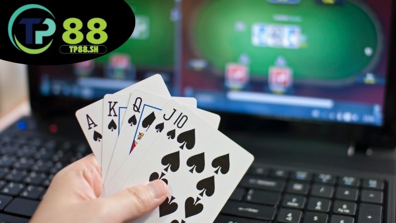 Poker online TP88 - Đấu trí đỉnh cao đổi thưởng siêu tốc 4 Mẹo chơi Poker dễ thắng